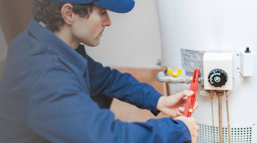 Local tankless water heater installation in Dalton City, IL